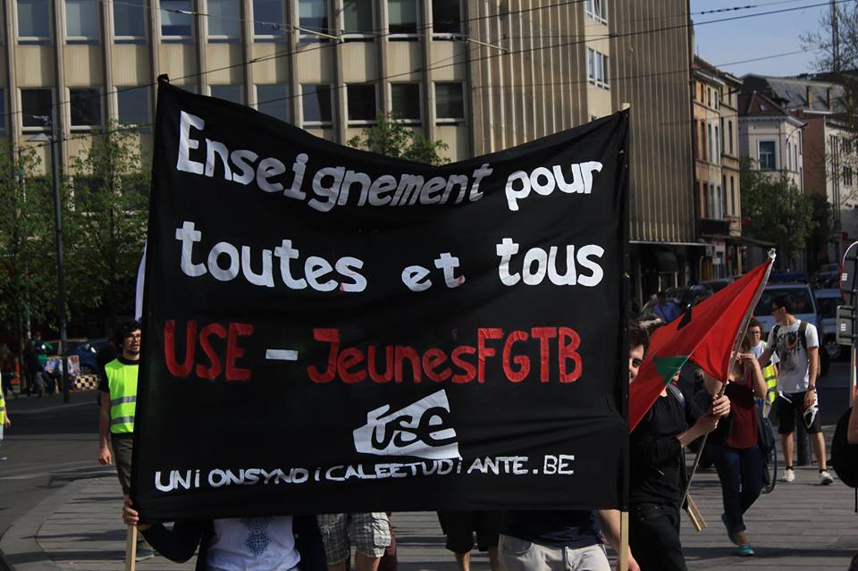 Manifestation contre l'austérité dans l'enseignement et la hausse du minerval