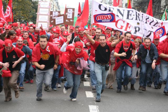 Pour un mouvement de la jeunesse de gauche pour faire face à un gouvernement de droite dure !